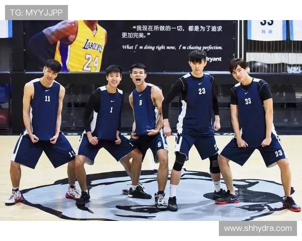 以篮球为中心探讨团队合作精神和竞技魅力的全面深度解析文章精彩 以篮球为中心探讨团队合作精神和竞技魅力的全面深度解析文章精彩