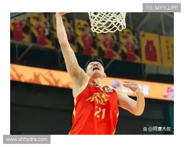 广东宏远强强对决浙江稠州巅峰之战再燃CBA新赛季冠军悬念升级 广东宏远强强对决浙江稠州巅峰之战再燃CBA新赛季冠军悬念升级