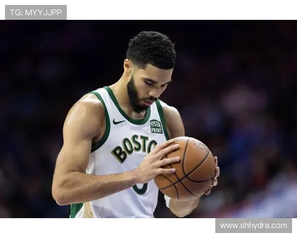 杰森塔图姆率领凯尔特人重燃冠军梦想展现新时代领袖风采