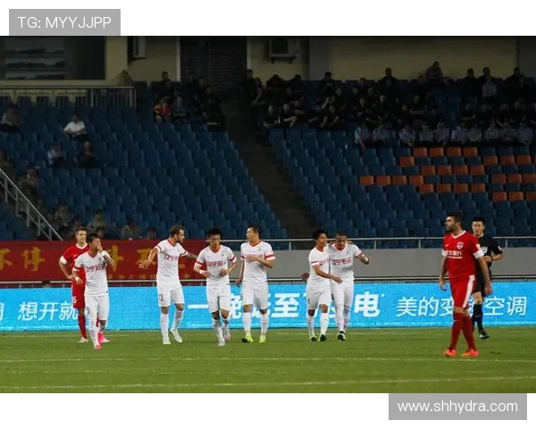 长江两岸激情对决镇江迎战江阴掀起区域足球新热潮