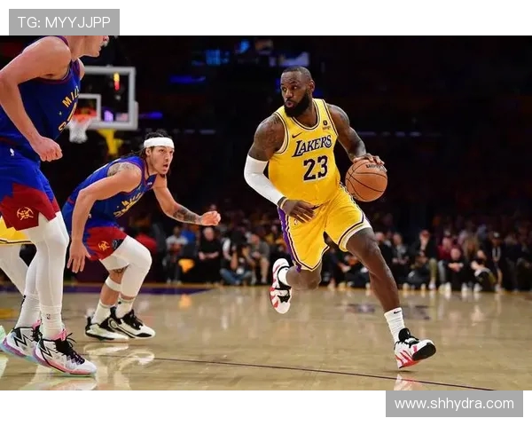 掘金大战湖人强强对决詹姆斯约基奇巅峰碰撞谁能笑到最后