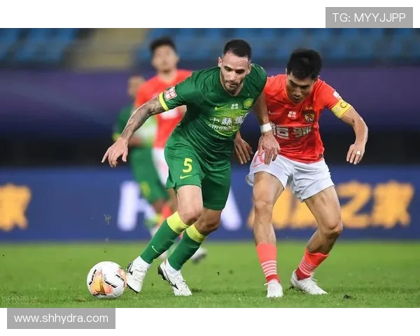 北京国安与上海恒大巅峰对决谁能笑到最后解析比赛精彩瞬间与战术较量 北京国安与上海恒大巅峰对决谁能笑到最后解析比赛精彩瞬间与战术较量